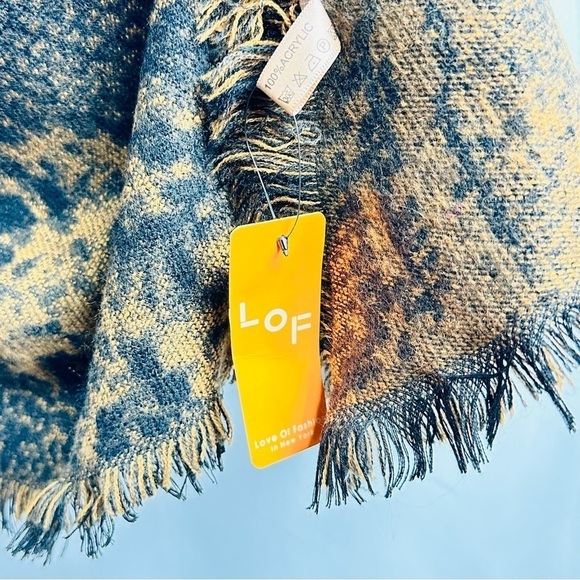 NWT Love Of Fashion (LOF) Brown & Black Animal Print Versatile Fringed Scarf - Picture 3 of 7